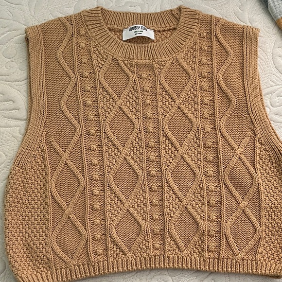 Double Zero Sweaters - Double Zero Camel Cable Knit Sweater Vest